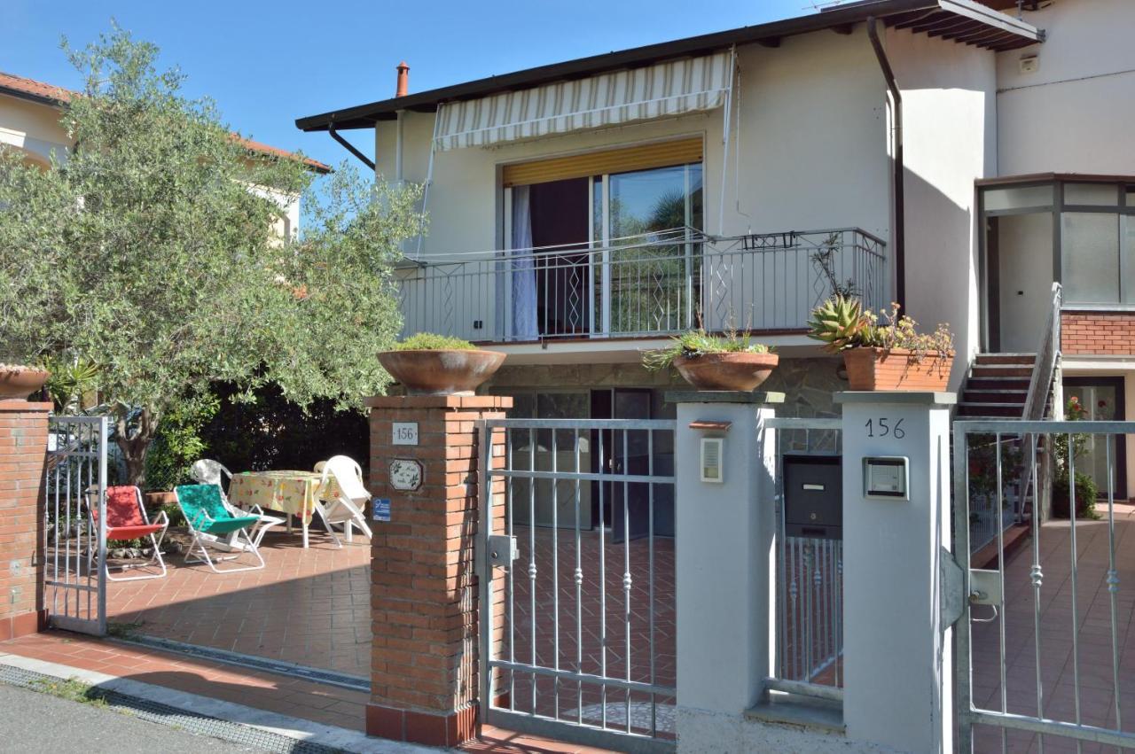 Ferienwohnung Ca 'Nter Viale Romito Magra Exterior foto