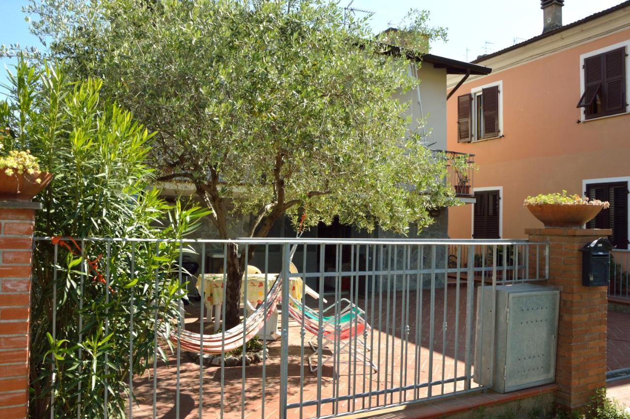 Ferienwohnung Ca 'Nter Viale Romito Magra Exterior foto